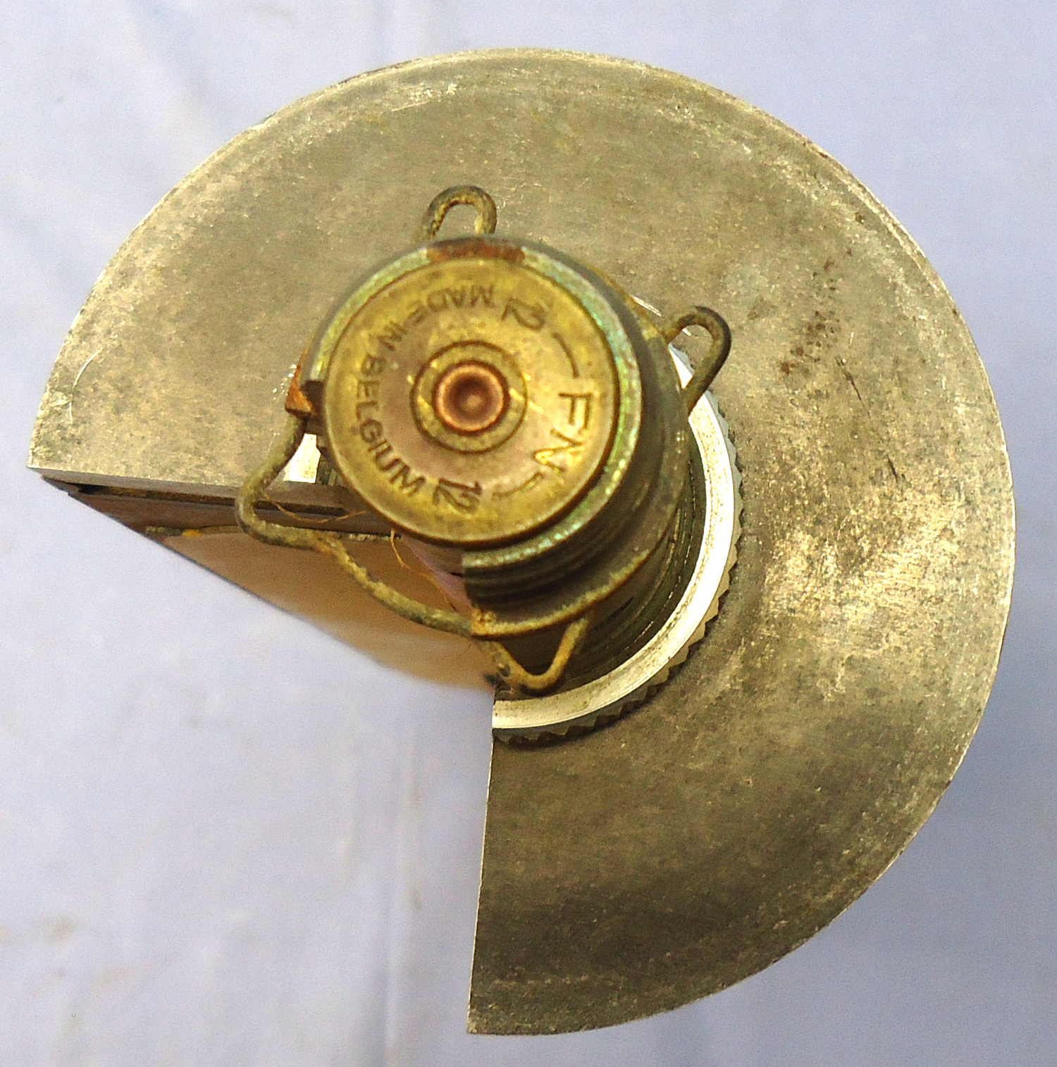 {CATEGORY} - INERT DEACTIVATED. MINT, Unfired, American, Korean War Era, 1947 dated, 4.2 Inch Quarter Sectioned M329 High Explosive (HE) Mortar & Fuze. - O 2067 INERT DEACTIVATED. MINT, Unfired, American, Korean War Era, 1947 dated, 4.2 Inch Quarter Sectioned M329 High Explosive (HE) Mortar & Fuze. - O 2067  Other Ammunition