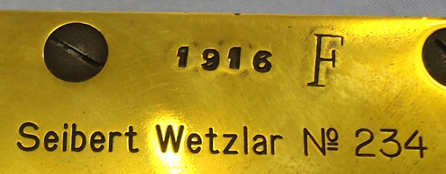 Antique & Militaria 