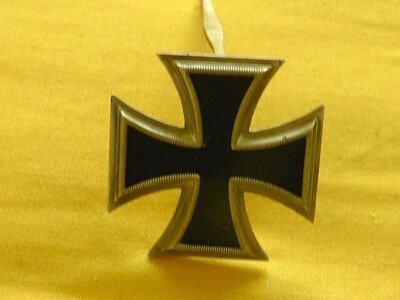 Rudolf Wachter & Lange. World War Two German Iron Cross First Class in near mint condition Antique & Militaria