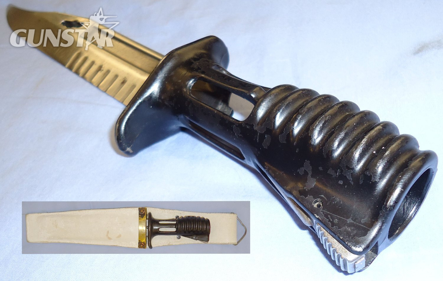 British L1A3 Bayonet with Buff Leather Ceremonial Frog. 21602:1. Bayonet