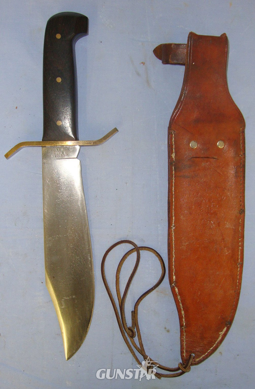  VERY RARE**WW2 Vietnam Era U.S. Special Forces Western Cutlery USA (‘W 49 F’) Combat / Survival Bowie Knife With Correct Rose Wood Grips & Correct Scabbard. ED 3002 Knive