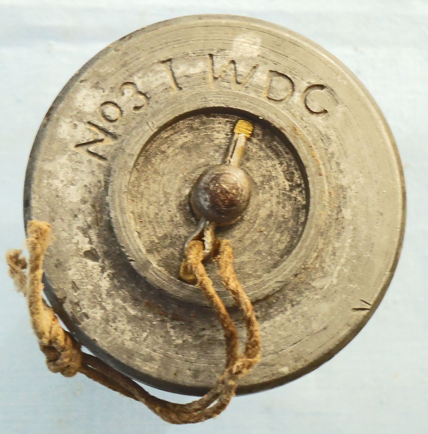 INERT DEACTIVATED. British WW2, 1942 Dated British No 3 Mark 1 Anti Tank Mine Fuze Made by WDC. - O 2212 INERT DEACTIVATED. British WW2, 1942 Dated British No 3 Mark 1 Anti Tank Mine Fuze Made by WDC. - O 2212  Other Ammunition - {CATEGORY}