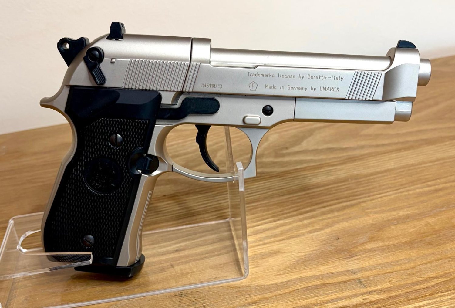 Beretta 92FS Nickel  .177