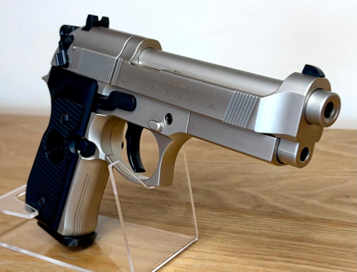 Beretta 92FS Nickel  .177 