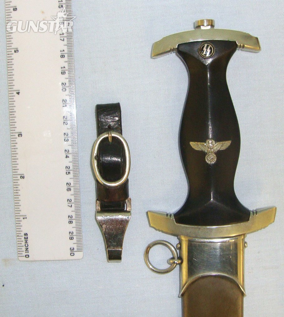ORIGINAL**INTERMEDIATE PRODUCTION**RARE**WW2 Era Nazi German 1933 Pattern SS Man’s & NSKK Daggers Black Leather Belt Hanger With Nickel Plated Buckle & OLC (Overhoff & Cie Lüdenscheid) Maker & M5/71 Marked Sprung Clip. Sn 23245:1 Dagger in 