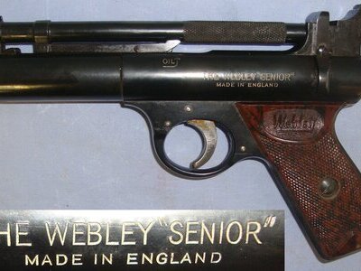Webley & Scott With Brown Grips. AI 850 .22