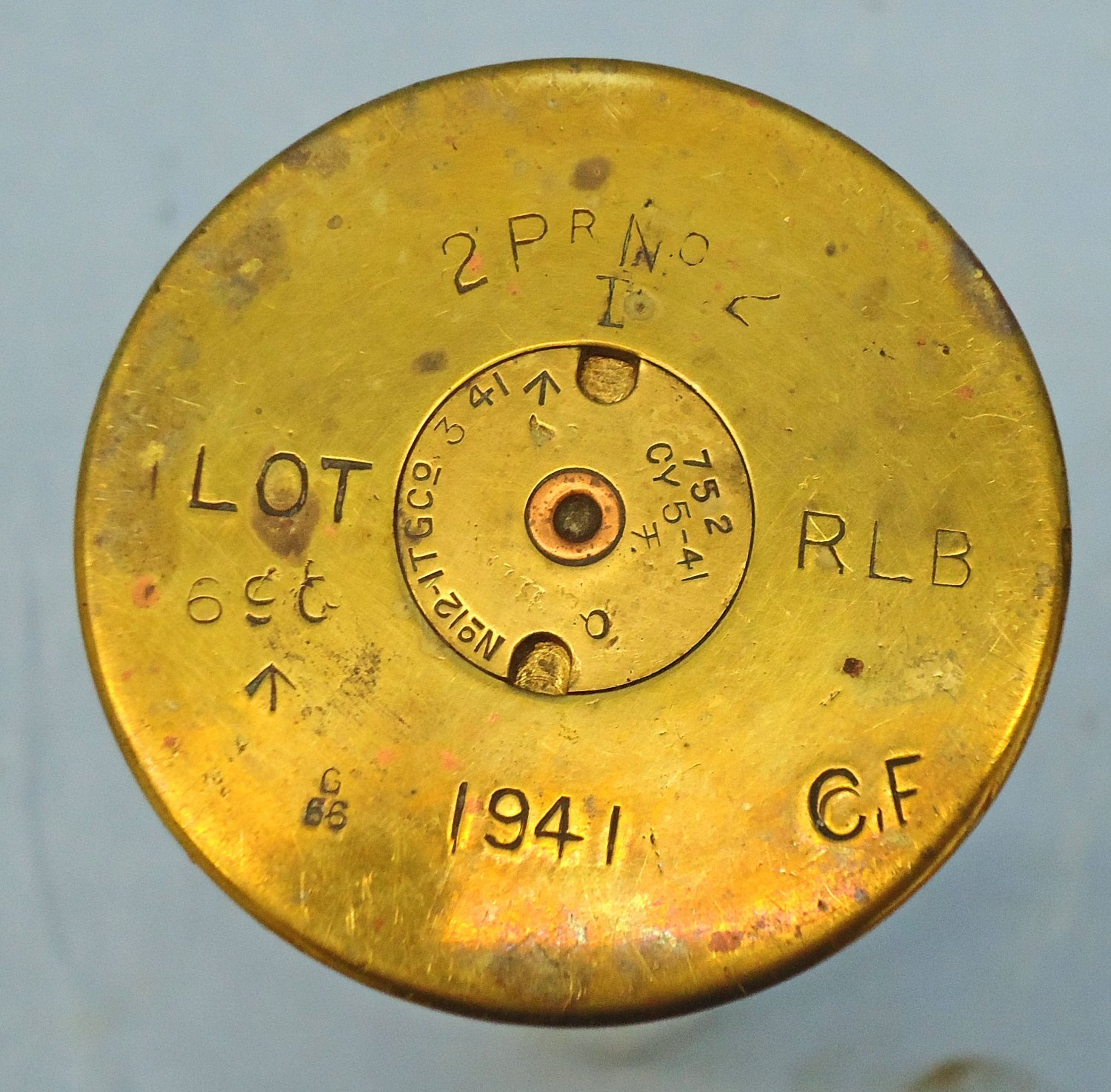 INERT DEACTIVATED. Unfired WW2, 1941 Dated, British 2pr (40x304) APT (Armour Piercing Trace) Tank and Anti-Tank Round. Sn 23345 INERT DEACTIVATED. Unfired WW2, 1941 Dated, British 2pr (40x304) APT (Armour Piercing Trace) Tank and Anti-Tank Round. Sn 23345 Various Other Ammunition