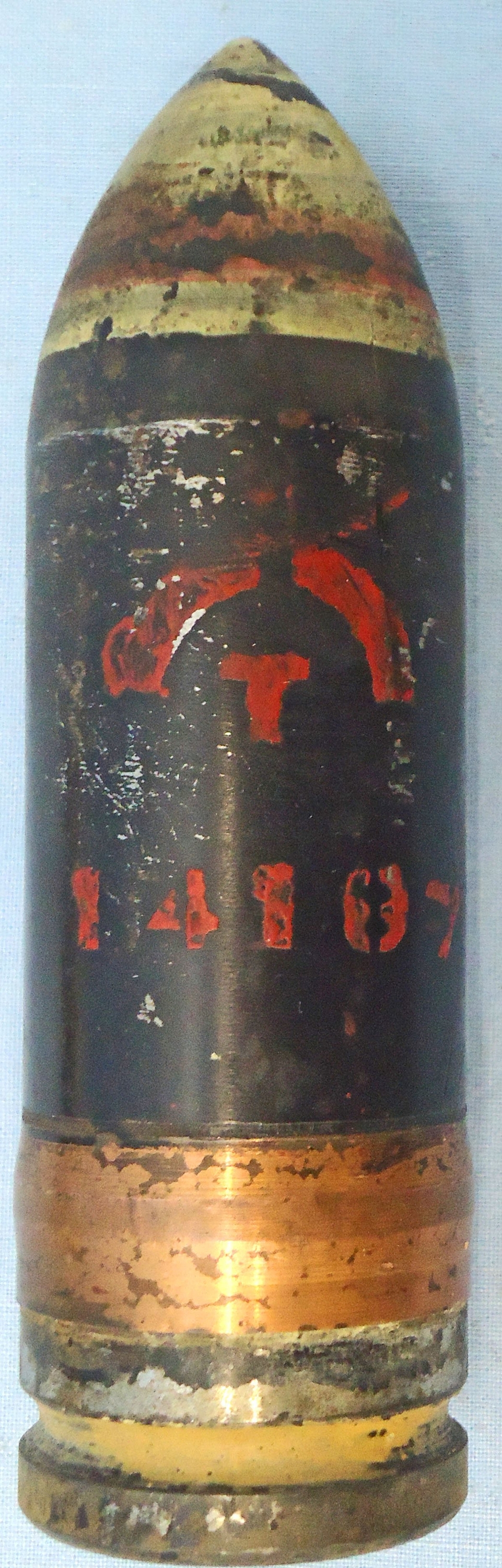 INERT DEACTIVATED. Unfired WW2, 1941 Dated, British 2pr (40x304) APT (Armour Piercing Trace) Tank and Anti-Tank Round. Sn 23345 INERT DEACTIVATED. Unfired WW2, 1941 Dated, British 2pr (40x304) APT (Armour Piercing Trace) Tank and Anti-Tank Round. Sn 23345 Various Other Ammunition - {CATEGORY}