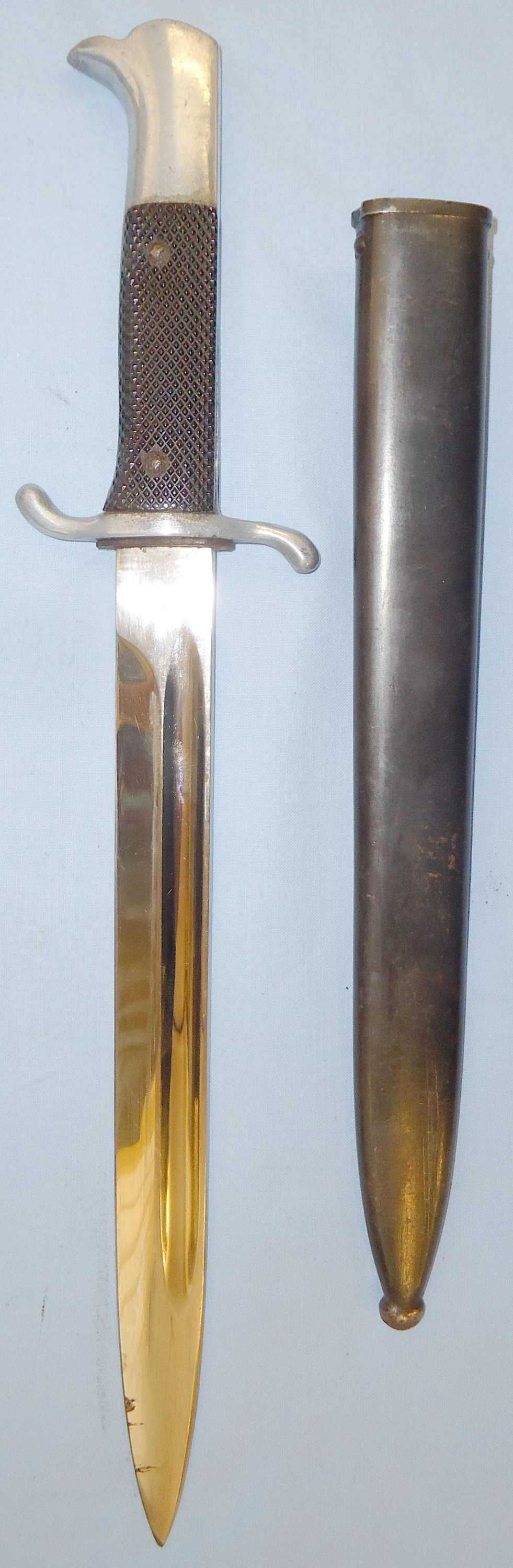  Nazi German M98 Fireman’s (Faschinenmesser) Dress Bayonet by Ernst Pack & Sohne Solingen & Scabbard. BAYO 412. Bayonet