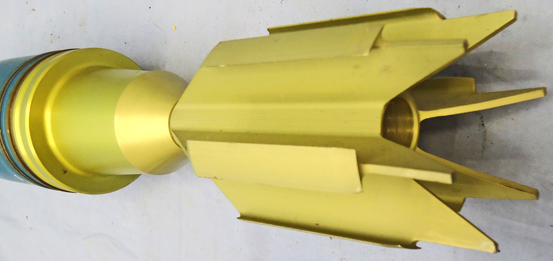 INERT DEACTIVATED. Rare Unfired Cockerell 90mm gun (90x352) Target Practice Trace HEAT-T (High Explosive Anti-Tank/Trace) (M620A1) (Fin Stabilised , Hollow Charge) Projectile for the Cockerell Mk3-MA1 90mm gun. - O 1857 INERT DEACTIVATED. Rare Unfired Cockerell 90mm gun (90x352) Target Practice Trace HEAT-T (High Explosive Anti-Tank/Trace) (M620A1) (Fin Stabilised , Hollow Charge) Projectile for the Cockerell Mk3-MA1 90mm gun. - O 1857  Other Ammunition