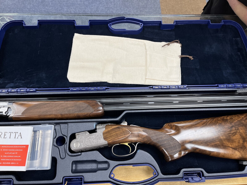 {CATEGORY} - Beretta 687 Silver Pigeon 5 Over and Under 12 Bore/gauge in 