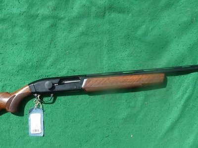 Browning Maxus Wood Semi-Auto 12 Bore/gauge