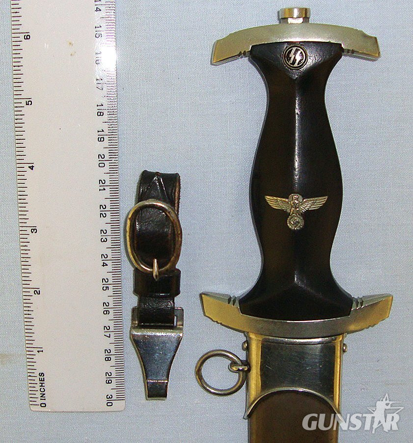 ORIGINAL**INTERMEDIATE PRODUCTION**RARE**WW2 Era Nazi German 1933 Pattern SS Man’s & NSKK Daggers Black Leather Belt Hanger With Nickel Plated Buckle & OLC (Overhoff & Cie Lüdenscheid) Maker & M5/71 Marked Sprung Clip. Sn 23246:1 Dagger