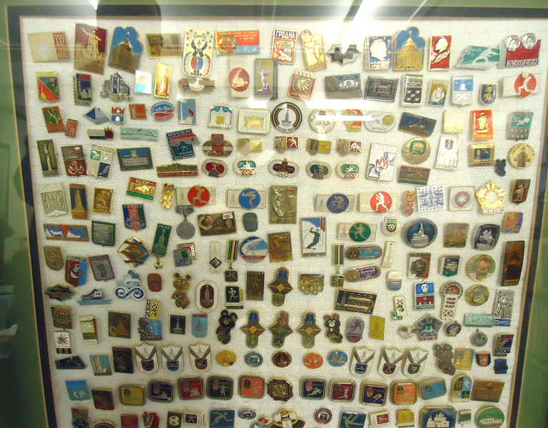 Collection Of 1980 Summer Olympic Games 1980 At Moscow Enamelled Badges & Pins. Sn - 20350 Collection Of 1980 Summer Olympic Games 1980 At Moscow Enameled Badges & Pins. Sn - 20350 Other Accessory
