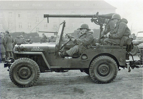  DEACTIVATED INERT. Unfired American HE AT (High Explosive Anti-Tank ) (INSTRUCTI DEACTIVATED INERT. Unfired American HE AT (High Explosive Anti-Tank ) (INSTRUCTI Antique & Militaria
