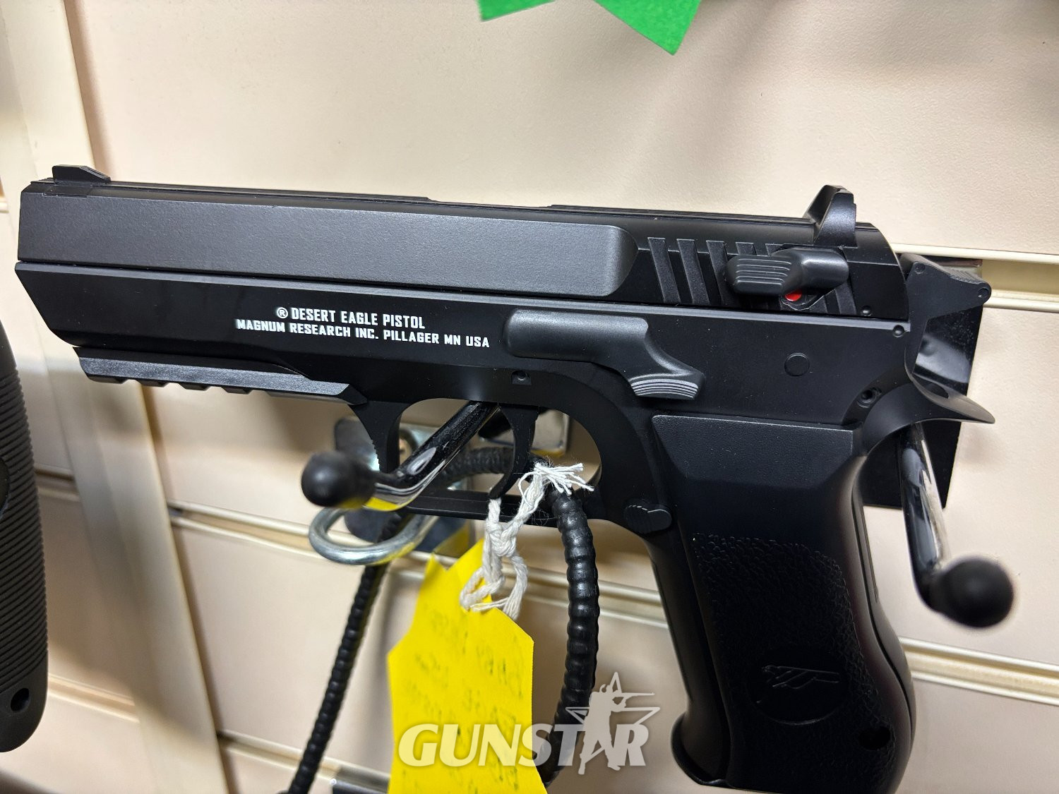 Magnum Research baby desert Eagle 4.5mm in 