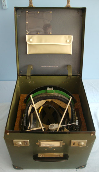 British R.A.F. Flying Helmet 'Bonedome' MK. 3A Complete with Visor, Headset, Mic British R.A.F. Flying Helmet 'Bonedome' MK. 3A Complete with Visor, Headset, Mic Clothing