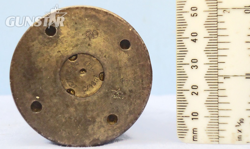 INERT DEACTIVATED. German WW2, 1937 Dated 3.7cm PAK 36 (37x250) APHE (Armour Piercing High Explosive/Trace) Round With Rare Two Piece Brass And Steel Composite Cartridge Case. Sn - 20486 INERT DEACTIVATED. German WW2, 1937 Dated 3.7cm PAK 36 (37x250) APHE (Armour Piercing High Explosive/Trace) Round With Rare Two Piece Brass And Steel Composite Cartridge Case. Sn - 20486  Other Ammunition - {CATEGORY}