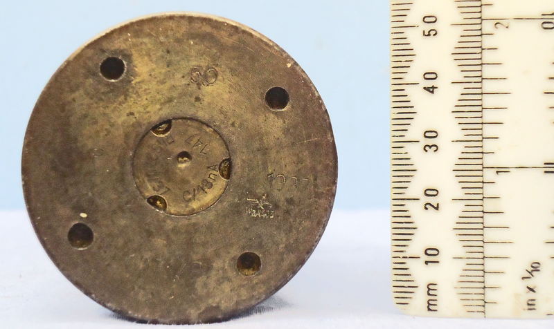 INERT DEACTIVATED. German WW2, 1937 Dated 3.7cm PAK 36 (37x250) APHE (Armour Piercing High Explosive/Trace) Round With Rare Two Piece Brass And Steel Composite Cartridge Case. Sn - 20486 INERT DEACTIVATED. German WW2, 1937 Dated 3.7cm PAK 36 (37x250) APHE (Armour Piercing High Explosive/Trace) Round With Rare Two Piece Brass And Steel Composite Cartridge Case. Sn - 20486  Other Ammunition - {CATEGORY}