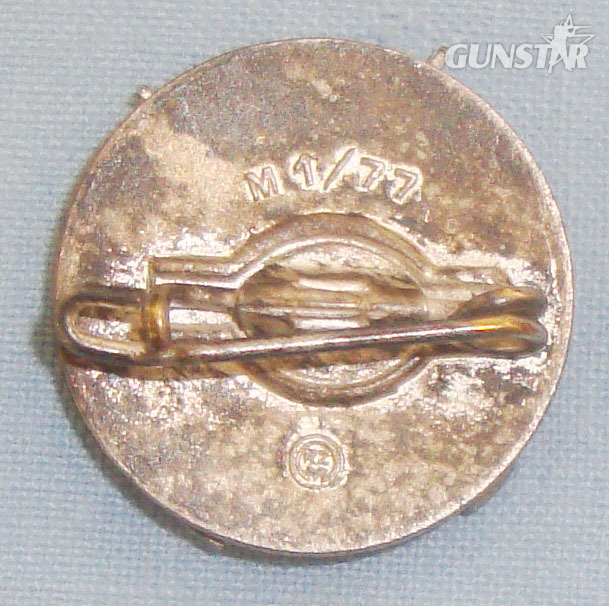  Maker Marked* Nazi H.J. (Hitler Youth) Proficiant Shooters Badge with Pin. BA 425. Maker Marked* Nazi H.J. (Hitler Youth) Proficiant Shooters Badge with Pin. BA 425. Antique & Militaria