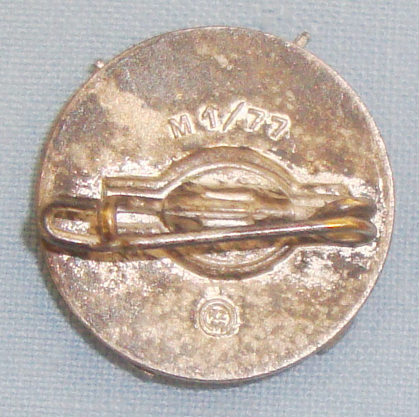  Maker Marked* Nazi H.J. (Hitler Youth) Proficiant Shooters Badge with Pin. BA 425. Maker Marked* Nazi H.J. (Hitler Youth) Proficiant Shooters Badge with Pin. BA 425. Antique & Militaria