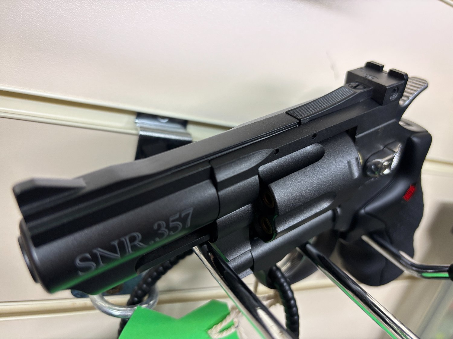 Crosman SNR357 SNUB NOSE .177 - {CATEGORY} in 
