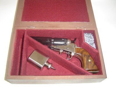 colt type 1851 .32 Colt Revolver