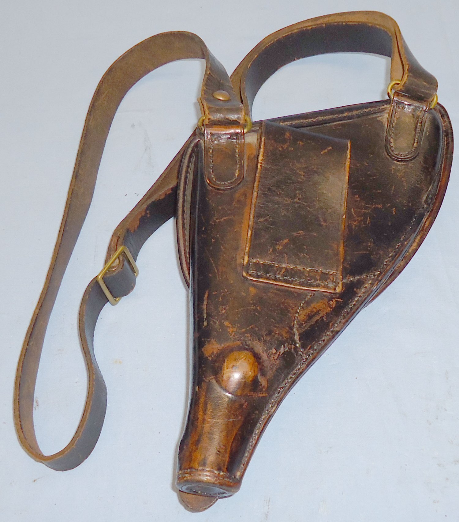  19th Century French Officers M1873 Lebel Lobster Holster with Strap. 17602. 19th Century French Officers M1873 Lebel Lobster Holster with Strap. 17602. Antique & Militaria