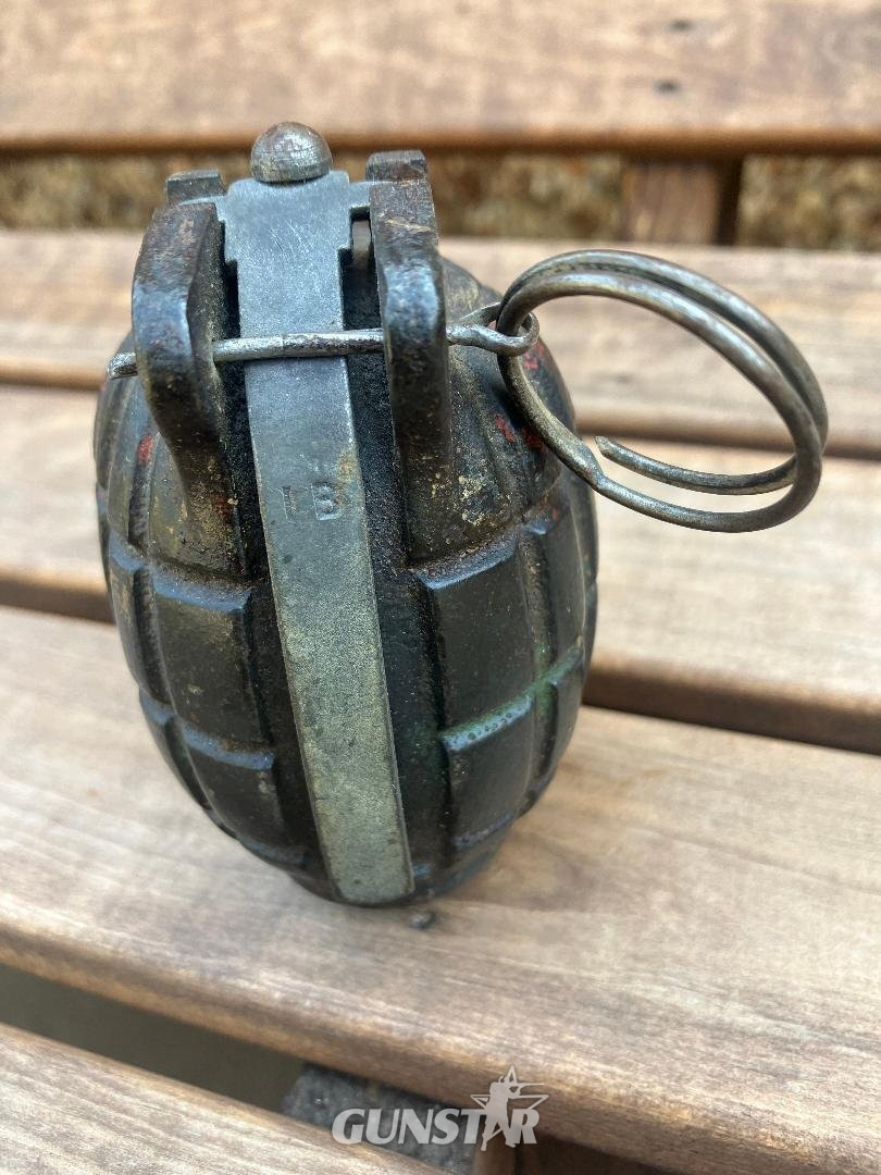 WW2 N036 MILLS GRENADE INERT NO 36 Obsolete  Artillery - {CATEGORY} in 