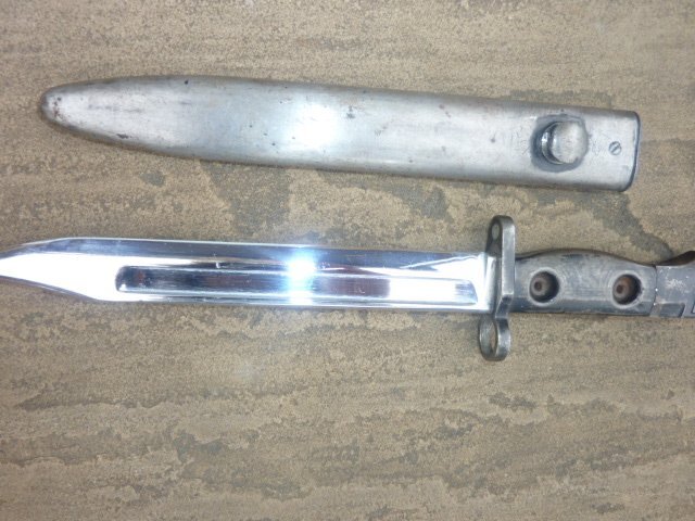 British SLR rifle  Bayonet