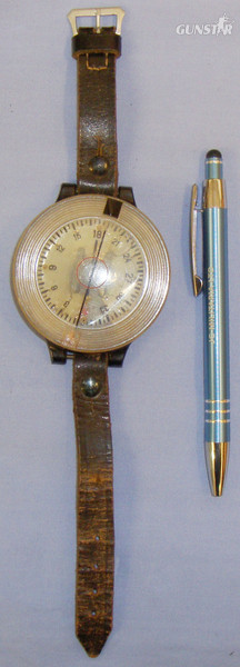 Luftwaffe Pilot\\\'s Arm Compass Model AK39 German Luftwaffe Pilot\'s Arm Compass. Other Accessory in 
