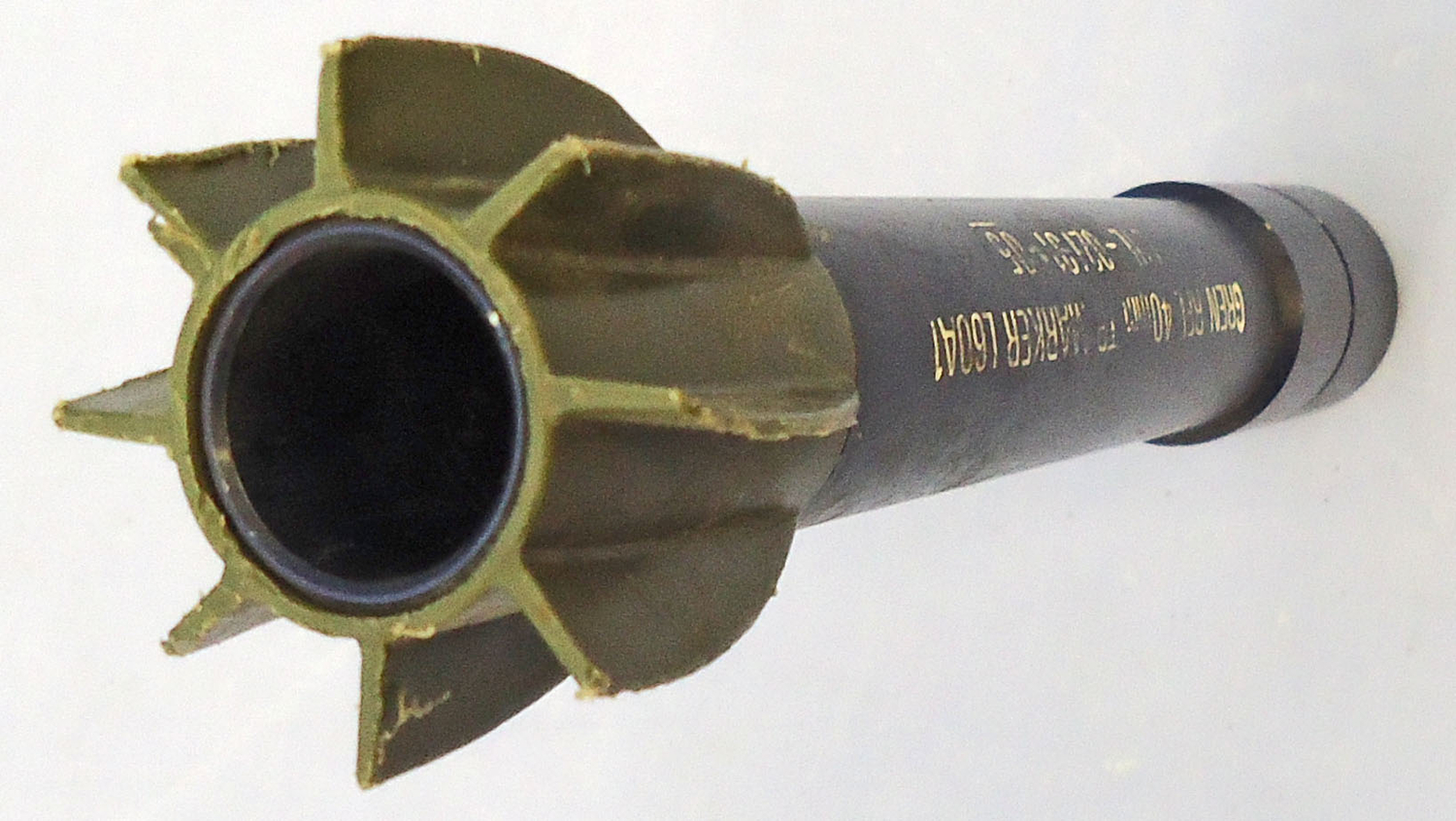  INERT. British, 2001 Dated, 40MM Rifle Grenade Target Practice Marker L60A1. - O 2056 INERT. British, 2001 Dated, 40MM Rifle Grenade Target Practice Marker L60A1. - O 2056  Other Ammunition