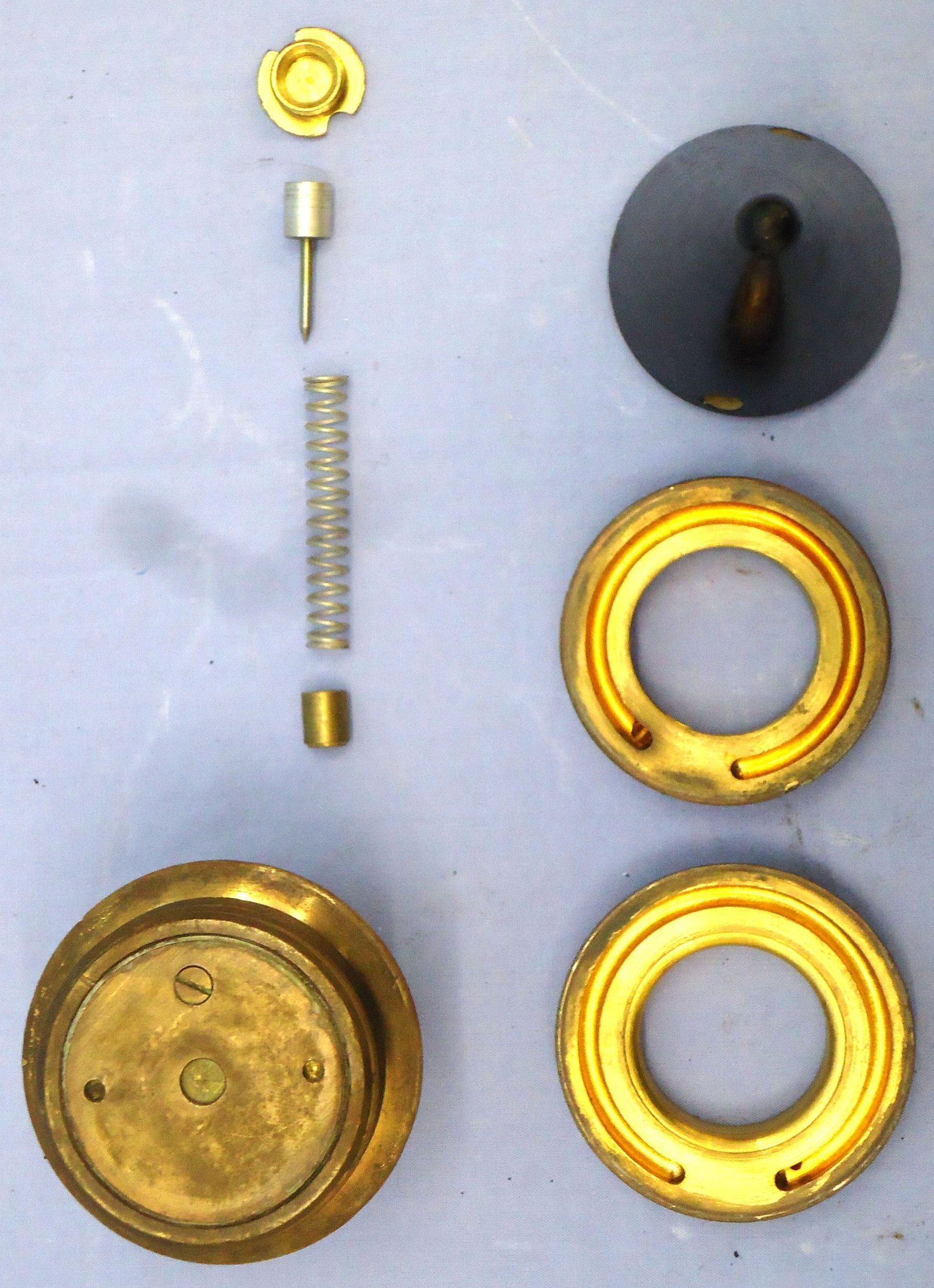 INERT DEACTIVATED. British, WW2, 1942 Dated, Strippable, No 199 Mk IV Time Fuze For The British 3.7 Inch Anti-aircraft Gun. - O 2122 INERT DEACTIVATED. British, WW2, 1942 Dated, Strippable, No 199 Mk IV Time Fuze For The British 3.7 Inch Anti-aircraft Gun. - O 2122  Other Ammunition - {CATEGORY}