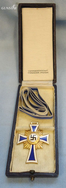 WW2 German Mint Mothers Cross In Gold. WW2 German Mint Mothers Cross In Gold. Other Accessory in 