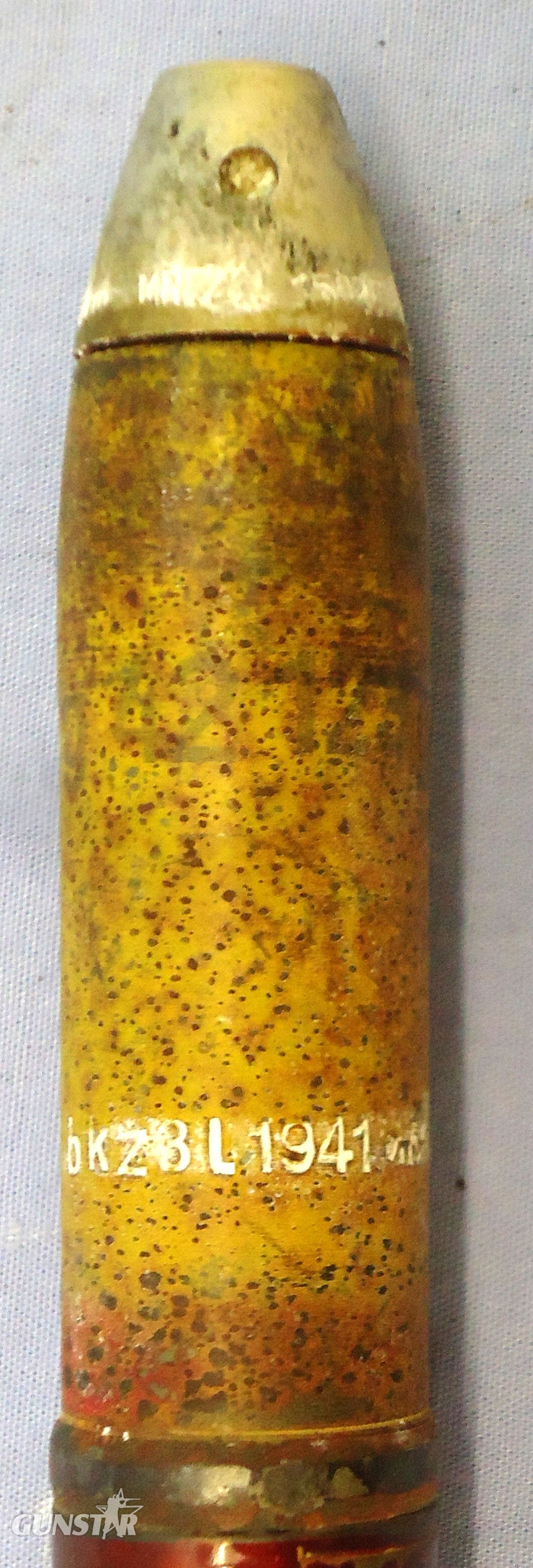 INERT DEACTIVATED. WW2 German 20 mm Flak 28 and 29 (20x110RB) HE/T (High Explosive/Tracer) Flak Round. - O 2121 INERT DEACTIVATED. WW2 German 20 mm Flak 28 and 29 (20x110RB) HE/T (High Explosive/Tracer) Flak Round. - O 2121  Other Ammunition 