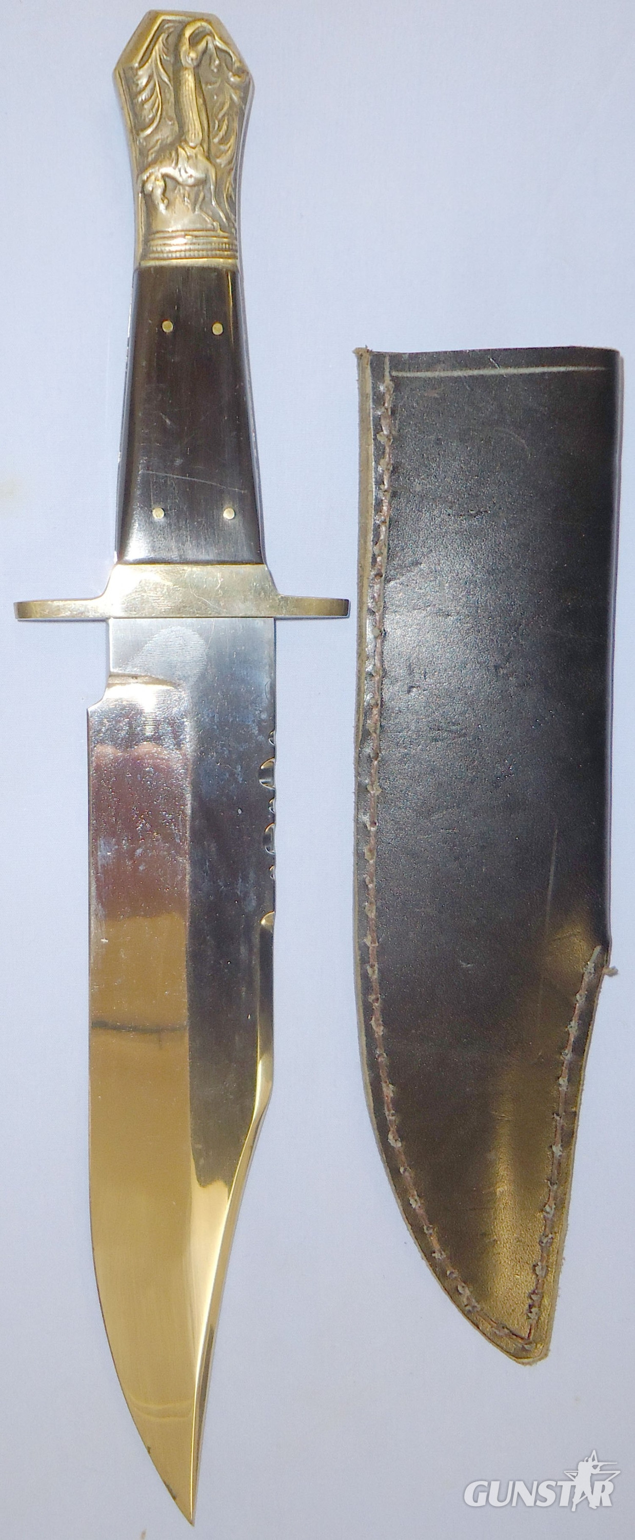 J.E. Middleton & Sons, Sheffield Large Hand Made Bowie Knife with Polished Buffalo Horn Scales, Embossed Mythical Beast Hybrid ‘Horse/ Alligator’ Brass Pommel & Scabbard. - ED 2195 Hunting Knive in 
