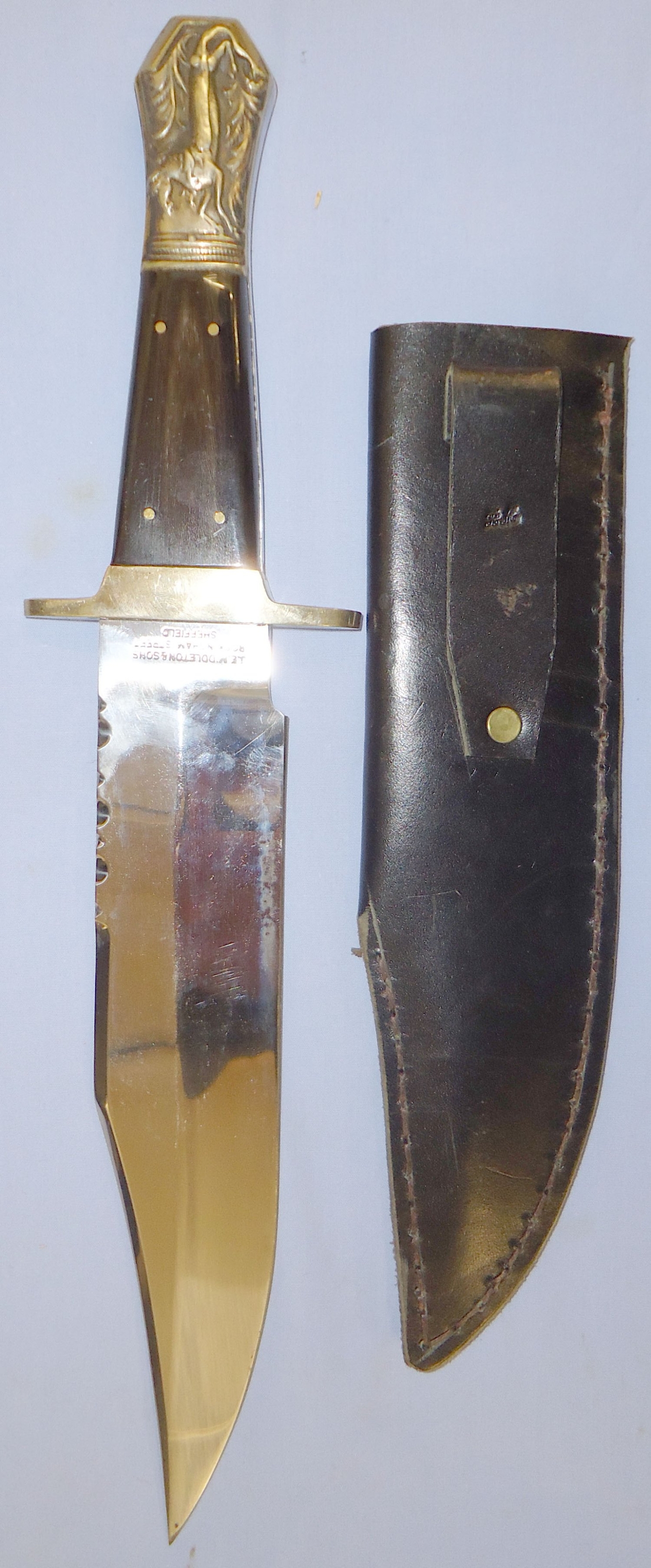  J.E. Middleton & Sons, Sheffield Large Hand Made Bowie Knife with Polished Buffalo Horn Scales, Embossed Mythical Beast Hybrid ‘Horse/ Alligator’ Brass Pommel & Scabbard. - ED 2195 Hunting Knive
