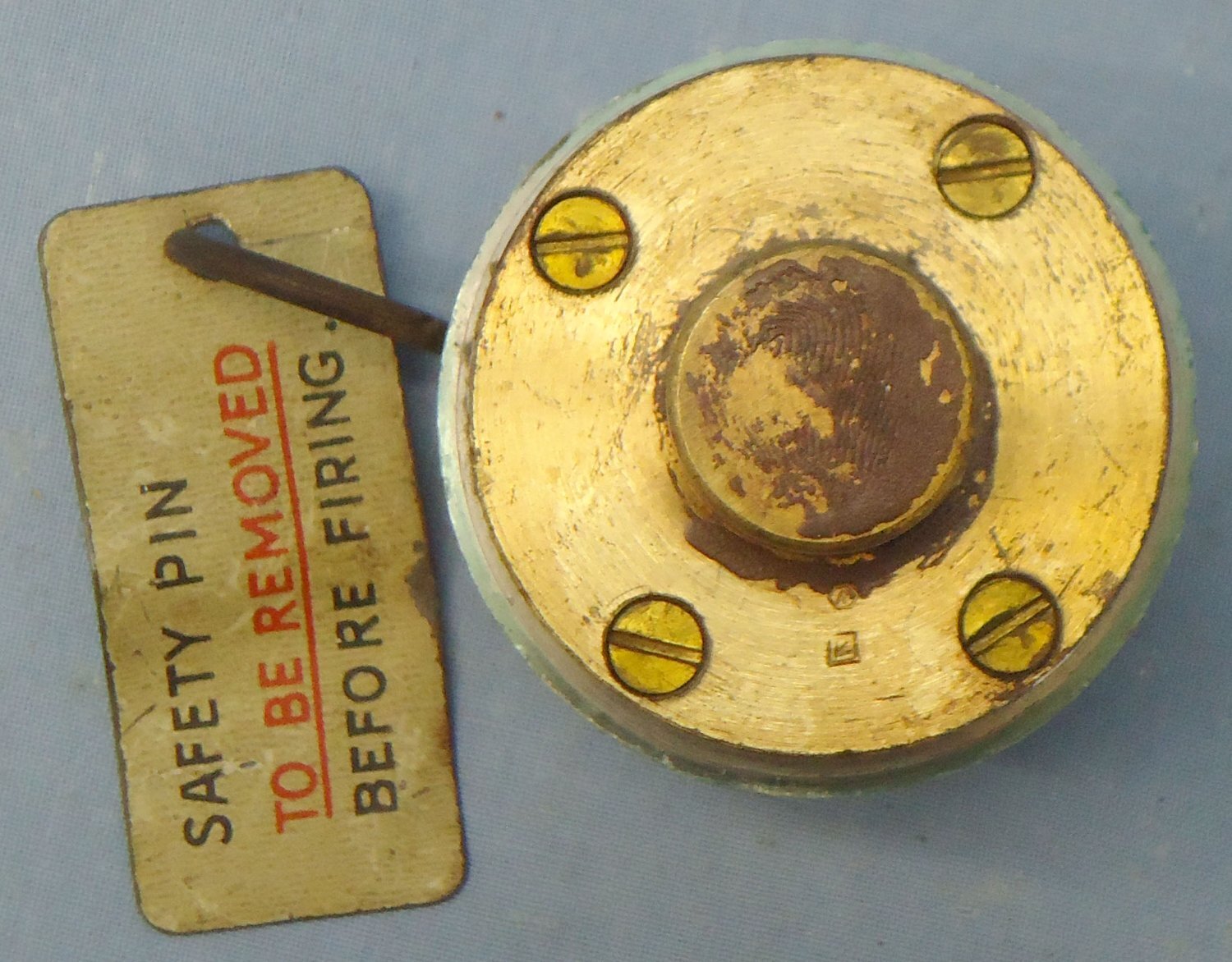 {CATEGORY} - INERT DEACTIVATED. British, Royal Navy, MINT, WW2, Unfired, 1942 Dated, Number 720 Mark IV/N (Navy) Rocket Nose Fuze. Sn - 22326:4 INERT DEACTIVATED. British, Royal Navy, MINT, WW2, Unfired, 1942 Dated, Number 720 Mark IV/N (Navy) Rocket Nose Fuze. Sn - 22326:4  Other Ammunition in 