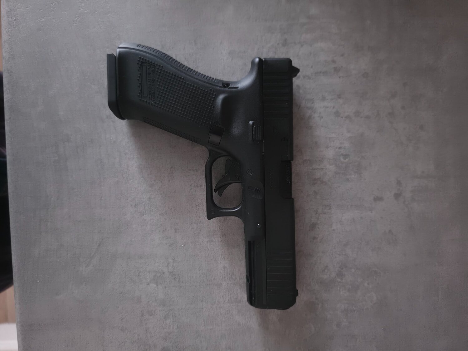 Umarex Glock 17 Gen 5 MOS .177 Semi Auto - {CATEGORY}