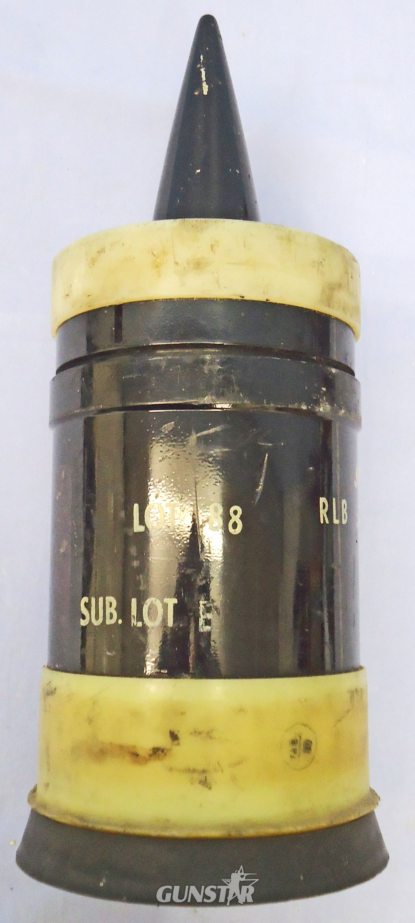 INERT DEACTIVATED. Unfired, British, 1967 Dated 120mm LII APDS/T (Armour Piercing Discarding Sabot/Trace) Projectile. Sn - 22997 INERT DEACTIVATED. Unfired, British, 1967 Dated 120mm LII APDS/T (Armour Piercing Discarding Sabot/Trace) Projectile. Sn - 22997 Various Other Ammunition 