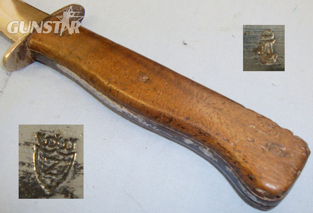 WWI German Trench Knife and Metal Scabbard by Manufacturer Clement & Jung. 8424:45. Dagger