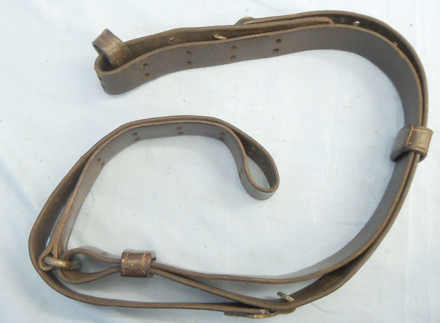 Springfield Armory American. WW1, 1918 Dated Springfield Rifle Leather & Brass Sling. Sn - 22426:69 Other Accessory - {CATEGORY}