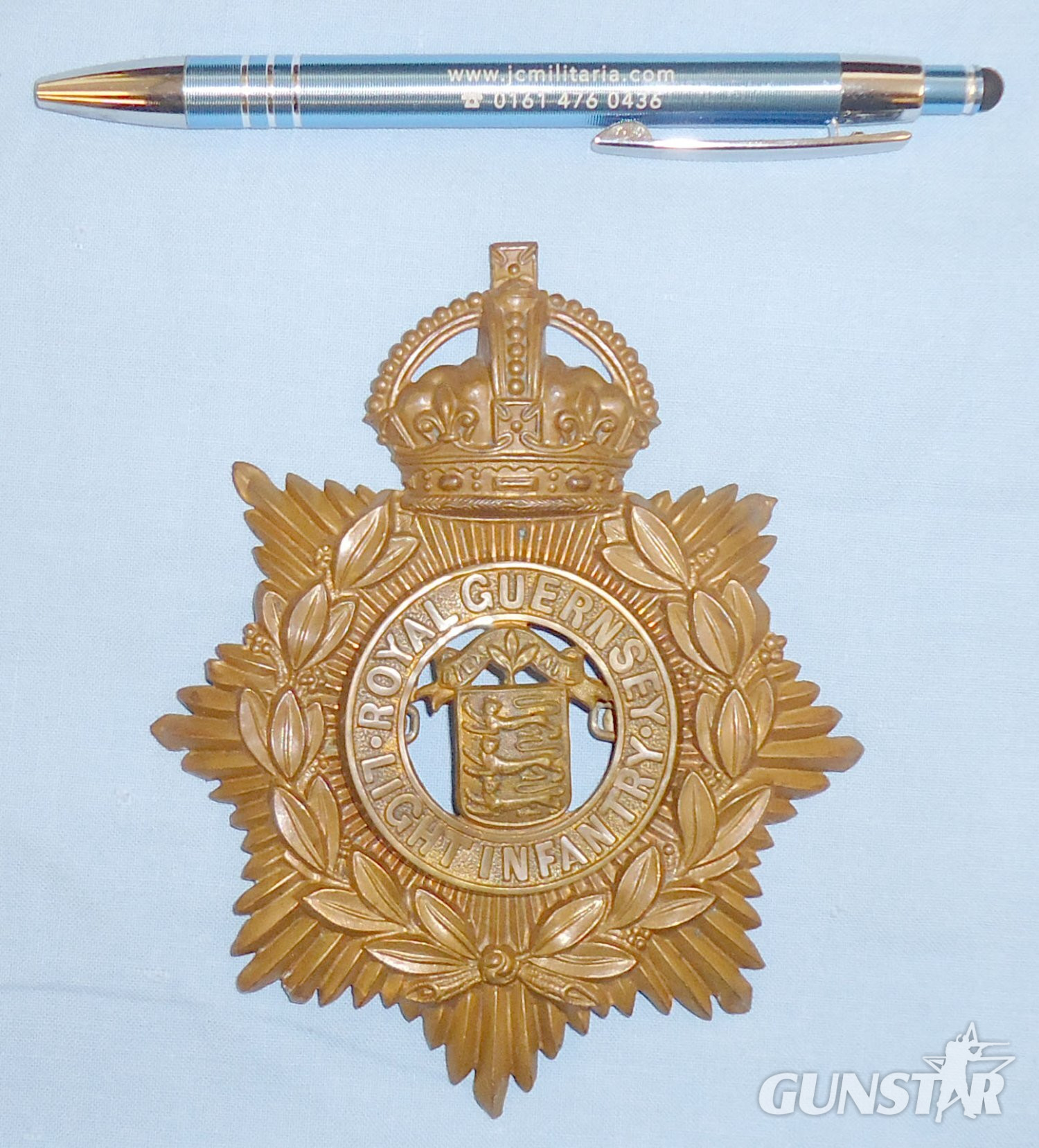 Royal Guernsey Light Infantry Helmet Plate. BA 880. Royal Guernsey Light Infantry Helmet Plate. BA 880.  Antique & Militaria in 