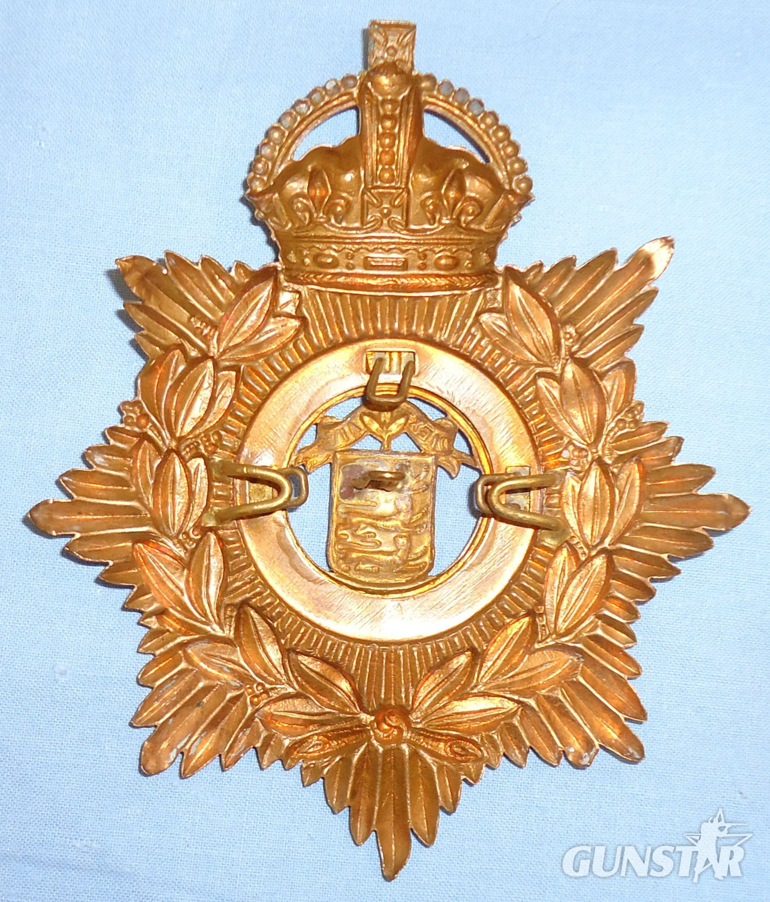 Royal Guernsey Light Infantry Helmet Plate. BA 880. Royal Guernsey Light Infantry Helmet Plate. BA 880.  Antique & Militaria