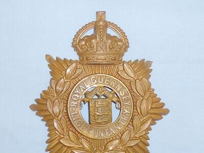 Royal Guernsey Light Infantry Helmet Plate. BA 880. Royal Guernsey Light Infantry Helmet Plate. BA 880.  Antique & Militaria