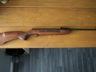 Weihrauch HW99S .22