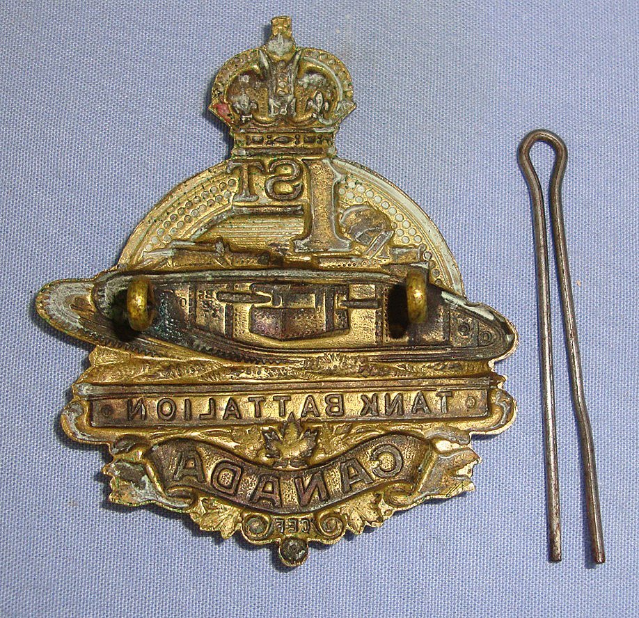  Antique & Militaria