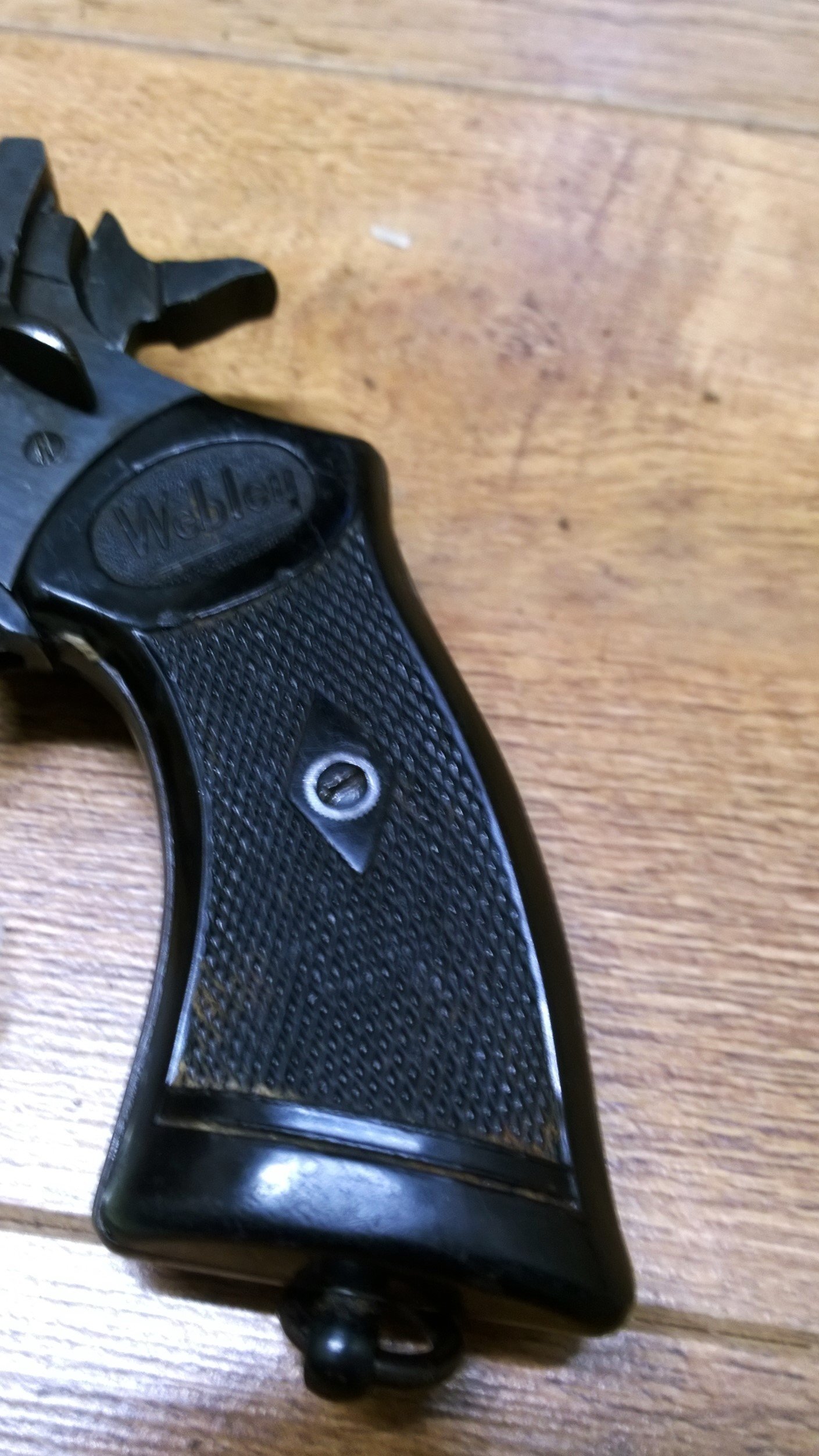 Webley & Scott mk4 .38 Revolver - {CATEGORY} in 