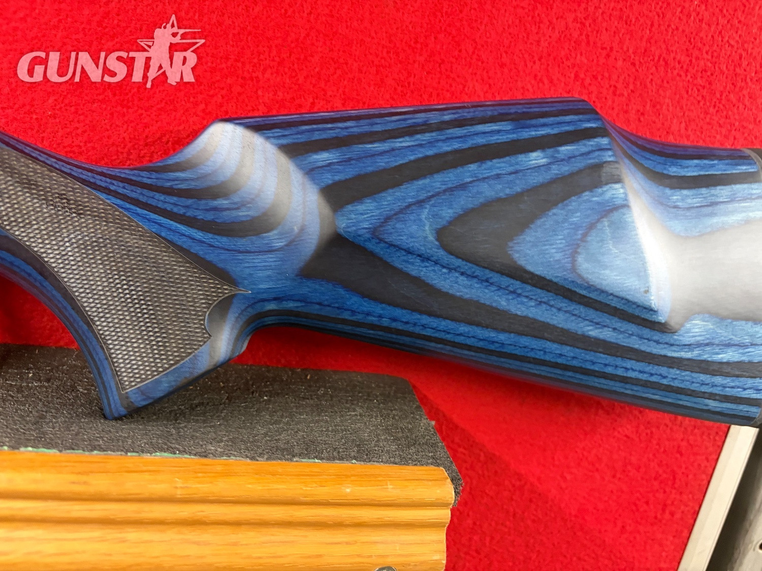 Weihrauch HW95k Blue Laminate  .22 