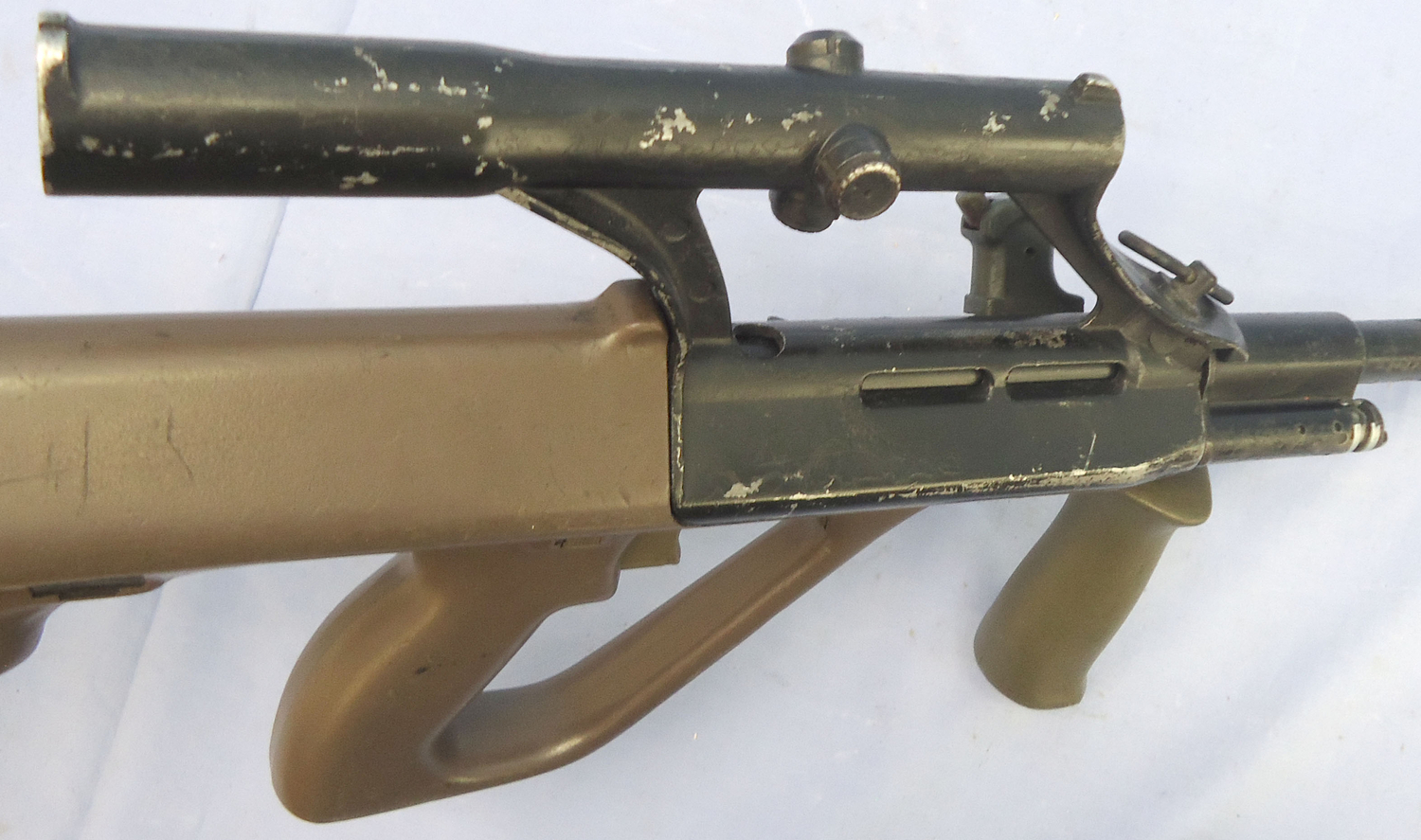 Steyr Steyr 5.56mm NATO Calibre AUG A1 Bullpup Assault Rifle. **2020 UK/EU DEACTIVATION CERTIFICATED**. - D 5982 Semi-Auto 5.56x45mm NATO (.223 Remington) Rifle - {CATEGORY} in 